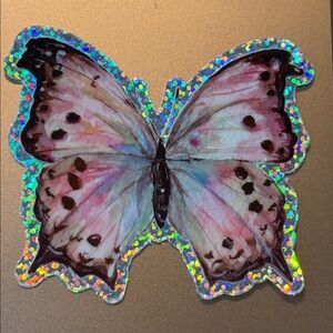 Meet your Posher, Nomi 💋